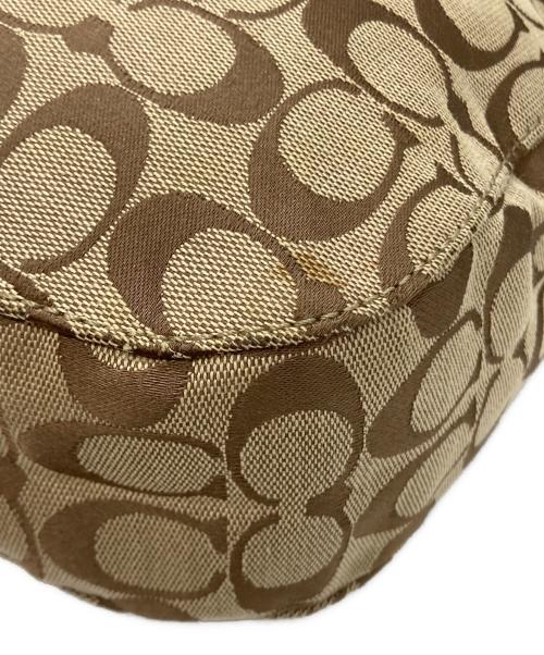 COACH（コーチ）COACH (コーチ) シグネチャーショルダーバッグ ベージュ×ブラウンの古着・服飾アイテム