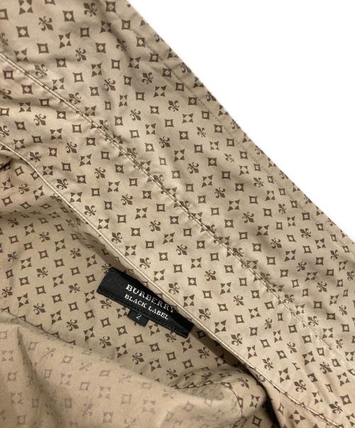 BURBERRY BLACK LABEL（バーバリーブラックレーベル）BURBERRY BLACK LABEL (バーバリーブラックレーベル) モノグラム柄シャツ ベージュ サイズ:2の古着・服飾アイテム