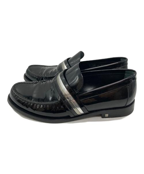 LOUIS VUITTON（ルイ ヴィトン）LOUIS VUITTON (ルイ ヴィトン) エナメルローファー ブラック サイズ:SIZE 7Mの古着・服飾アイテム
