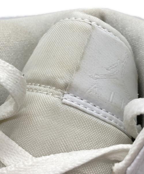 NIKE（ナイキ）NIKE (ナイキ) AIR JORDAN 1 MID ホワイト サイズ:27.5の古着・服飾アイテム