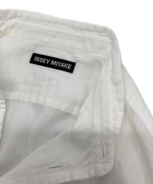 ISSEY MIYAKE（イッセイミヤケ）ISSEY MIYAKE (イッセイミヤケ) MITSUKEコットンシャツ ホワイト サイズ:2の古着・服飾アイテム
