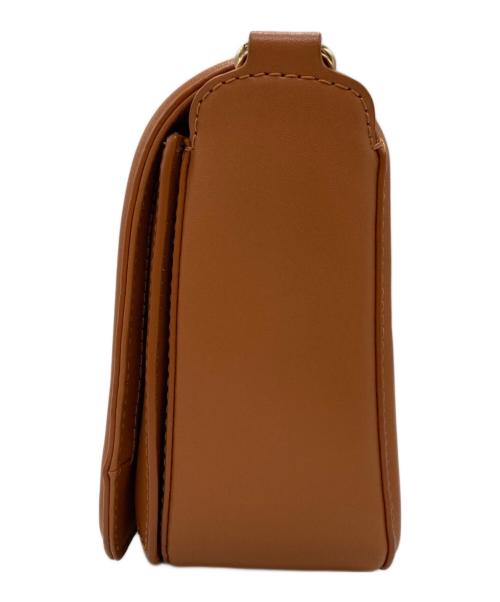 MARC JACOBS（マークジェイコブス）MARC JACOBS (マークジェイコブス) FULL FLAP LOGO SHOULDER BAG ブラウン サイズ:-の古着・服飾アイテム