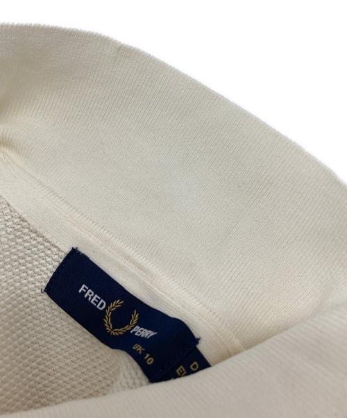 FRED PERRY（フレッドペリー）FRED PERRY (フレッドペリー) メッシュ ロゴ ノースリーブポロシャツ アイボリー サイズ:SIZE US6の古着・服飾アイテム