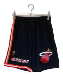 MITCHELL & NESS（ミッチェルアンドネス）の古着「メッシュハーフパンツ」｜ブラック