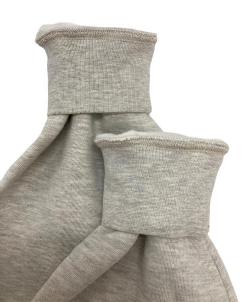 FOG ESSENTIALS（フィアオブゴッド エッセンシャル）FOG ESSENTIALS (フィアオブゴッド エッセンシャル) ロゴパーカー グレー サイズ:Ⅿの古着・服飾アイテム