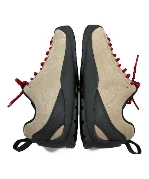 KEEN（キーン）KEEN (キーン) JASPER ベージュ×ブラック サイズ:SIZE 24.5cmの古着・服飾アイテム