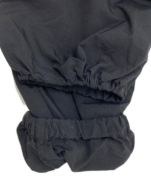 chester contemporary cornershop（チェスター コンテンポラリー コーナーショップ）CHESTER CONTEMPORARY CORNERSHOP (チェスター コンテンポラリー コーナーショップ) CHESTER CC NYLON PANTS ブラック サイズ:Ⅿの古着・服飾アイテム