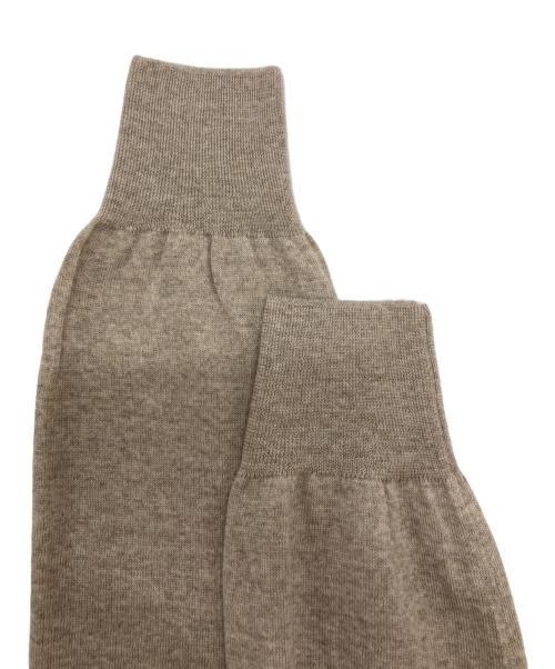 GRAN SASSO（グランサッソ）GRAN SASSO (グランサッソ) スーパータスマニア18Gモックネック ベージュ サイズ:48の古着・服飾アイテム