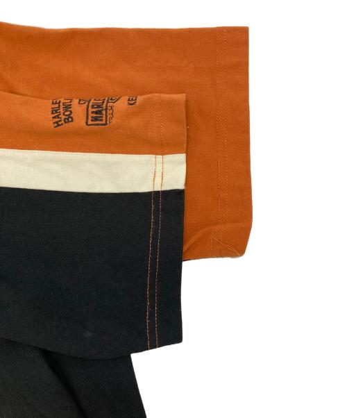 HARLEY-DAVIDSON（ハーレーダビッドソン）HARLEY-DAVIDSON (ハーレーダビッドソン) ヘンリーネックTシャツ ブラック×オレンジ サイズ:Ⅿの古着・服飾アイテム