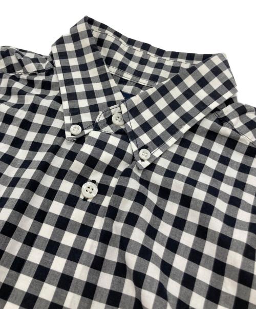 FRED PERRY（フレッドペリー）FRED PERRY (フレッドペリー) ギンガムチェック半袖シャツ ホワイト×ブラック サイズ:SIZE Sの古着・服飾アイテム