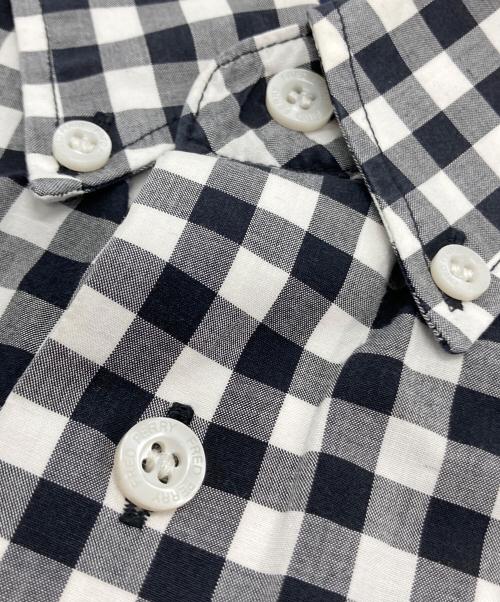FRED PERRY（フレッドペリー）FRED PERRY (フレッドペリー) ギンガムチェック半袖シャツ ホワイト×ブラック サイズ:SIZE Sの古着・服飾アイテム