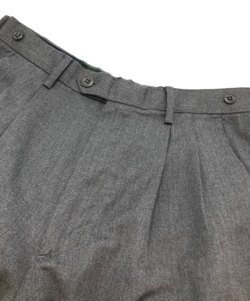 FRED PERRY（フレッドペリー）FRED PERRY (フレッドペリー) スラックスショートパンツ グレー サイズ:SIZE Sの古着・服飾アイテム