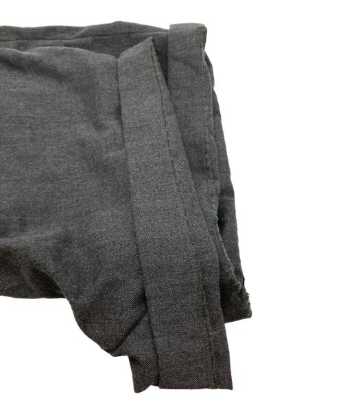 FRED PERRY（フレッドペリー）FRED PERRY (フレッドペリー) スラックスショートパンツ グレー サイズ:SIZE Sの古着・服飾アイテム