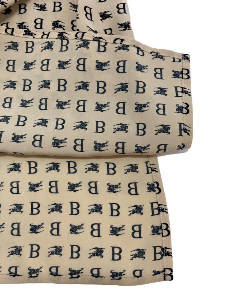 Burberry's（バーバリーズ）Burberry's (バーバリーズ) ホースロゴ総柄シャツブラウス ベージュ サイズ:SIZE 40の古着・服飾アイテム