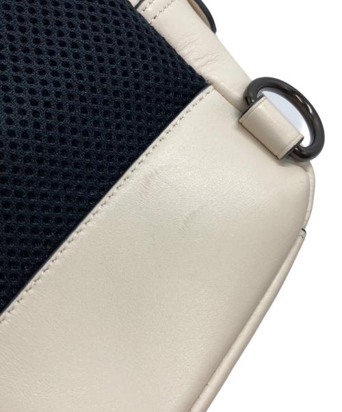 COACH（コーチ）COACH (コーチ) ゴッサム パック・シグネチャー キャンバス ホワイト サイズ:‐の古着・服飾アイテム