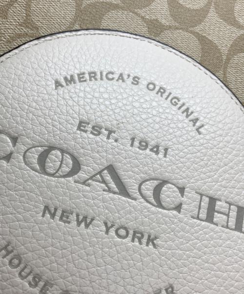 COACH（コーチ）COACH (コーチ) デンプシートート40 シグネチャーキャンバスウィズコーチパッチ ベージュ サイズ:-の古着・服飾アイテム