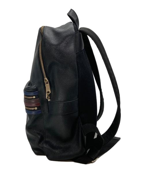 PAUL SMITH（ポールスミス）Paul Smith (ポールスミス) シグネチャージップストライプ レザーバックパック ブラック サイズ:-の古着・服飾アイテム