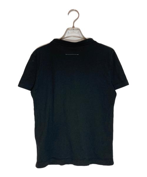 MM6 Maison Margiela（エムエムシックスメゾンマルジェラ）MM6 Maison Margiela (エムエムシックスメゾンマルジェラ) ワンポイントVネック半袖Tシャツ ブラック サイズ:Lの古着・服飾アイテム