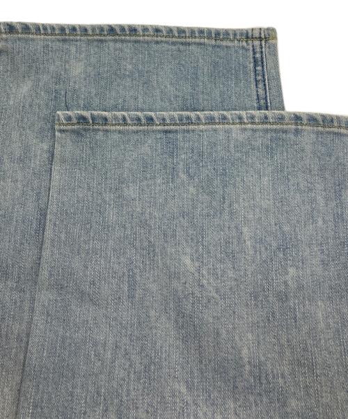 YANUK（ヤヌーク）YANUK (ヤヌーク) JOAN ルーズストレートジーンズ ブルー サイズ:SIZE 27の古着・服飾アイテム