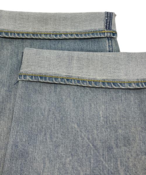 YANUK（ヤヌーク）YANUK (ヤヌーク) JOAN ルーズストレートジーンズ ブルー サイズ:SIZE 27の古着・服飾アイテム