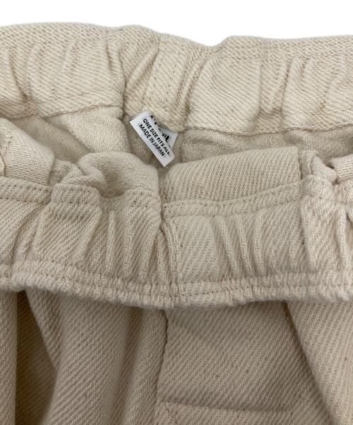 COMFORTABLE REASON（コンフォータブルリーズン）COMFORTABLE REASON (コンフォータブルリーズン) イージーコットンパンツ ベージュ サイズ:-の古着・服飾アイテム