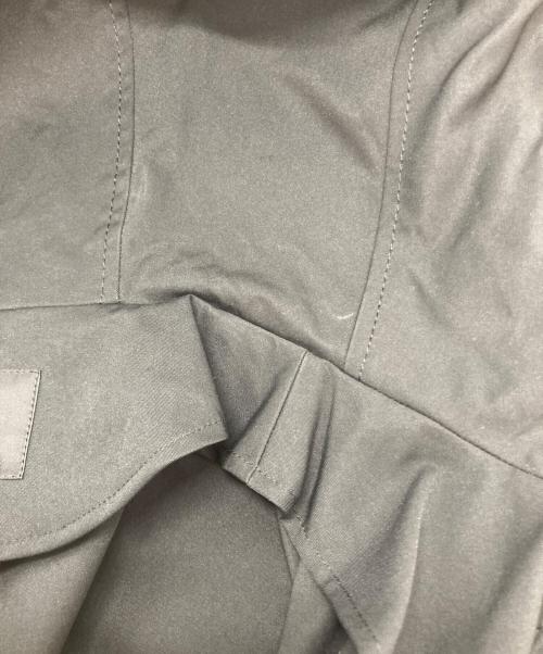 23区（ニジュウサンク）23区 (ニジュウサンク) ブライトツイル マウンテンパーカー ブラック サイズ:SIZE M (38)の古着・服飾アイテム