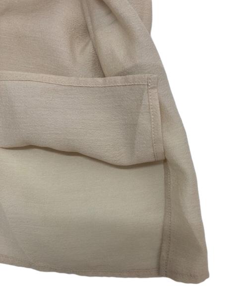 Spick and Span（スピック＆スパン）Spick and Span (スピック＆スパン) ポリアセテートラッフルカラーブラウス ベージュ サイズ:SIZE Freeの古着・服飾アイテム