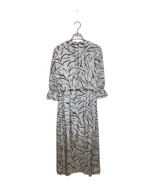 MUVEIL（ミュベール）MUVEIL (ミュベール) 総柄ワンピース アイボリー サイズ:SIZE 36 未使用品の古着・服飾アイテム