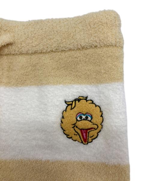 gelato pique（ジェラートピケ）gelato pique (ジェラートピケ) SESAME STREET (セサミストリート) ジャガードプルオーバー＆ロングパンツ ホワイト×イエロー サイズ:SIZE Freeの古着・服飾アイテム