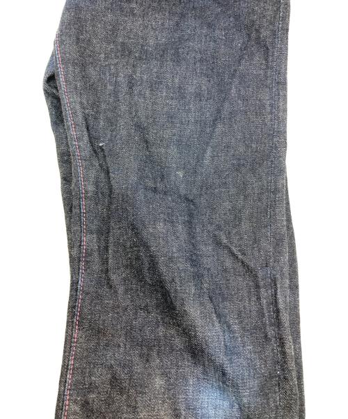 MOMOTARO JEANS（桃太郎ジーンズ）MOMOTARO JEANS (桃太郎ジーンズ) 出陣タイトストレートデニムパンツ インディゴ サイズ:SIZE W32の古着・服飾アイテム