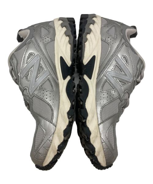 NEW BALANCE（ニューバランス）NEW BALANCE (ニューバランス) ローカットスニーカー シルバー サイズ:24.5の古着・服飾アイテム