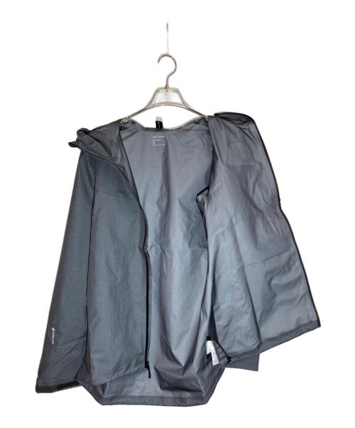 ARC'TERYX（アークテリクス）ARC'TERYX (アークテリクス) Alpha Lightweight Jacket グレー サイズ:Sの古着・服飾アイテム