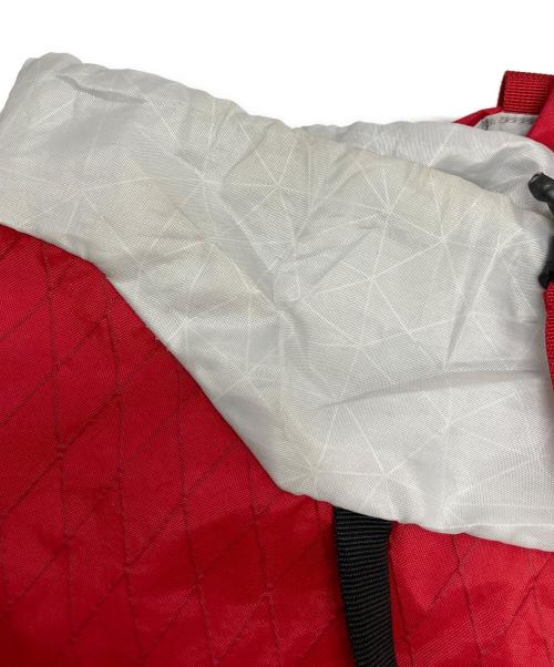 MOUNTAIN HARD WEAR（マウンテンハードウェア）MOUNTAIN HARD WEAR (マウンテンハードウェア) SCRAMBLER 25L レッド サイズ:-の古着・服飾アイテム