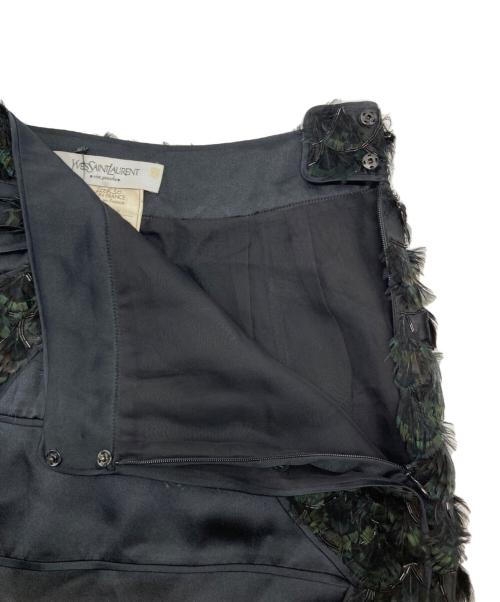 Yves Saint Laurent Rive Gauche（イヴ・サンローラン リヴ・ゴーシュ）Yves Saint Laurent Rive Gauche (イヴ・サンローラン リヴ・ゴーシュ) 装飾シルクタイトスカート ブラック サイズ:36の古着・服飾アイテム