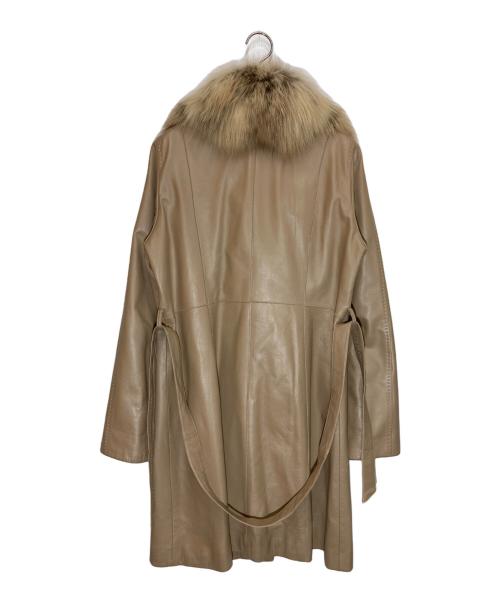 BALMAIN（バルマン）BALMAIN (バルマン) フォックスファー付ラムレザーコート ベージュ サイズ:SIZE 13の古着・服飾アイテム