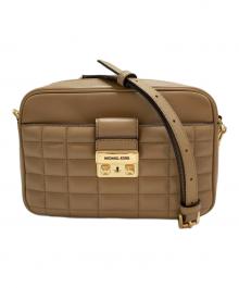MICHAEL KORS（マイケルコース）の古着「キルティングショルダーバッグ」｜ベージュ