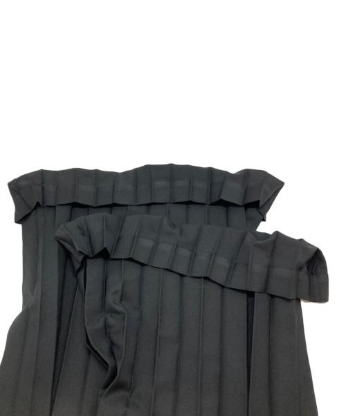 me ISSEY MIYAKE（ミーイッセイ ミヤケ）me ISSEY MIYAKE (ミーイッセイ ミヤケ) COLOR PLEATS BOTTOM JUMPSUIT ブラック サイズ:記載なしの古着・服飾アイテム
