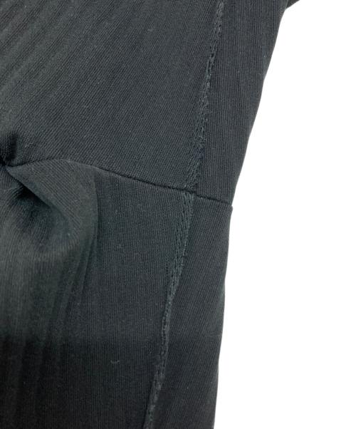 me ISSEY MIYAKE（ミーイッセイ ミヤケ）me ISSEY MIYAKE (ミーイッセイ ミヤケ) SWING PLEATS プリーツパンツ ブラック サイズ:SIZE Freeの古着・服飾アイテム