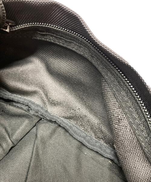 SLOW（スロウ）SLOW (スロウ) レザー切替バックパック ブラック サイズ:-の古着・服飾アイテム