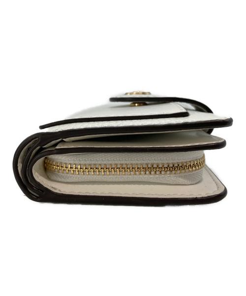 MICHAEL KORS（マイケルコース）MICHAEL KORS (マイケルコース) MK CHARM タブコンパクトポケットウォレットスモール ホワイト サイズ:-の古着・服飾アイテム