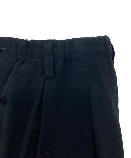 s'yte（サイト）s'yte (サイト) クロップドタックワイドパンツ ブラック サイズ:SIZE 3の古着・服飾アイテム