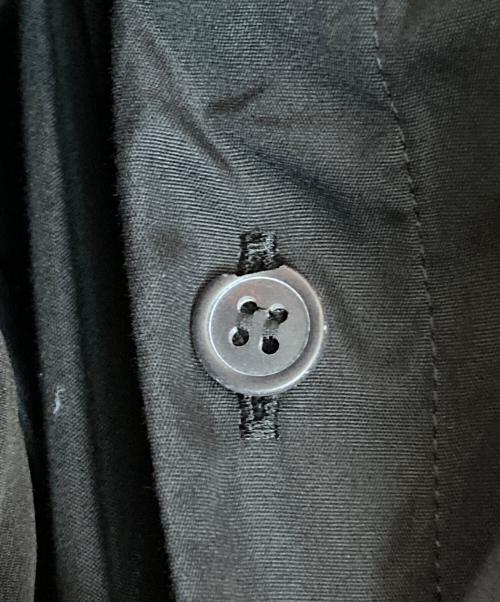 s'yte（サイト）s'yte (サイト) COTTON BROAD CLOTH STAND COLLAR LONG SHIRT WITH ROUNDED HEM ブラック サイズ:SIZE 3の古着・服飾アイテム