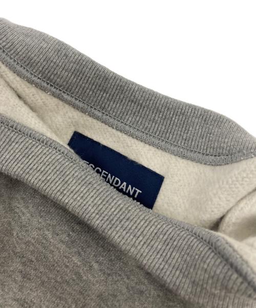 DESCENDANT（ディセンダント）DESCENDANT (ディセンダント) CETUS CREW NECK グレー サイズ:SIZE 3の古着・服飾アイテム