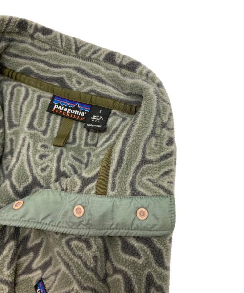 Patagonia（パタゴニア）Patagonia (パタゴニア) シンチラスナップTプルオーバー グレー×カーキ サイズ:SIZE Sの古着・服飾アイテム