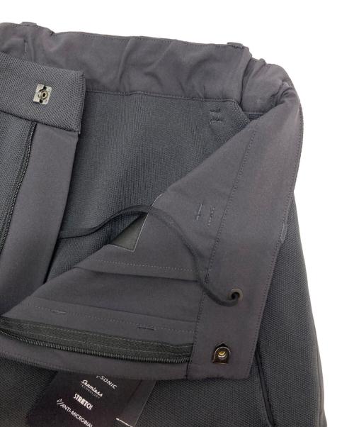 DESCENTE ALLTERRAIN（デザイント オルテライン）Descente ALLTERRAIN (デザイント オルテライン) FUSIONKNIT HYBRID PANTS グレー サイズ:Mの古着・服飾アイテム