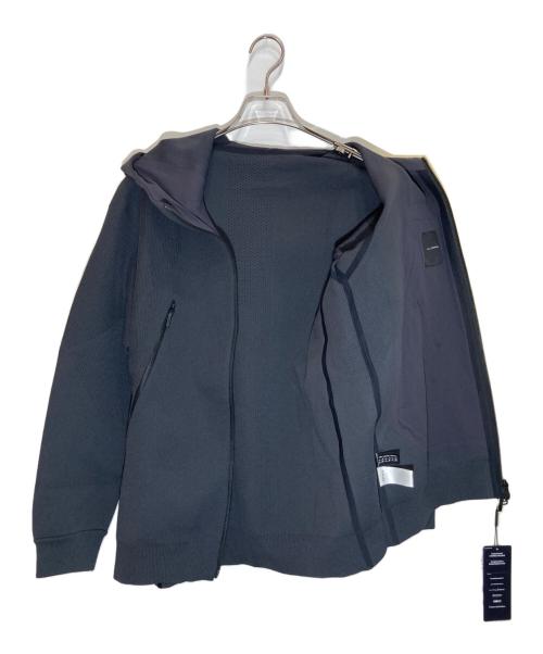 DESCENTE ALLTERRAIN（デザイント オルテライン）Descente ALLTERRAIN (デザイント オルテライン) FUSION KNIT HOODIE グレー サイズ:Mの古着・服飾アイテム