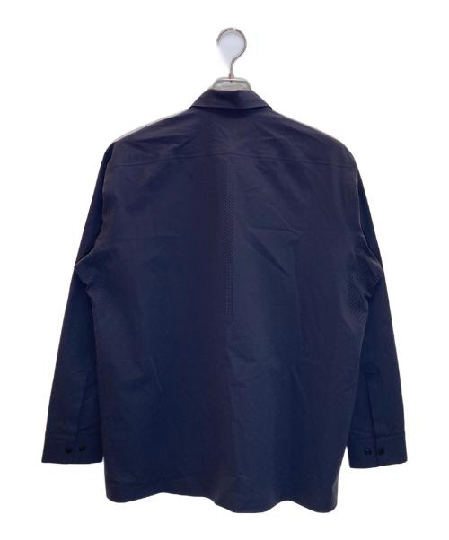 DESCENTE ALLTERRAIN（デザイント オルテライン）DESCENTE ALLTERRAIN (デザイント オルテライン) ストレッチシームレスロングスリーブシャツ グレー サイズ:Mの古着・服飾アイテム