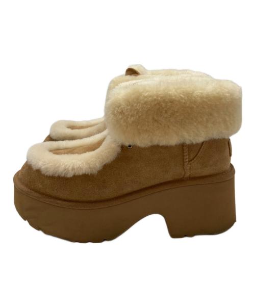 UGG（アグ）UGG (アグ) Esmee Lace Up ベージュ サイズ:SIZE 26cmの古着・服飾アイテム