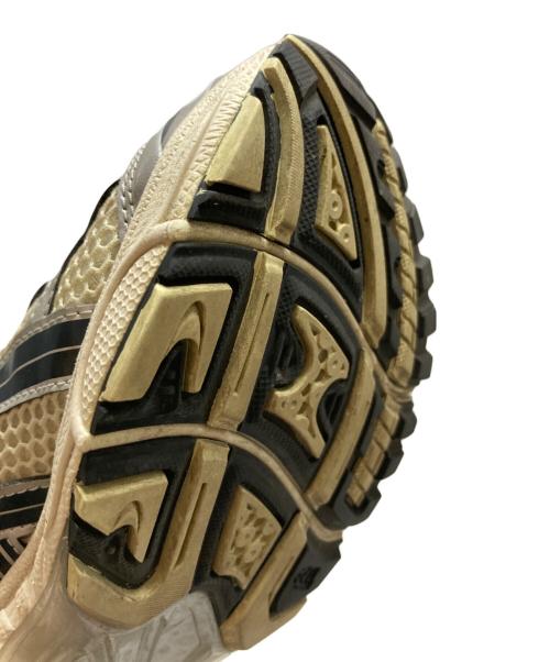 asics（アシックス）asics (アシックス) GEL-KAYANO 14 ベージュ×シルバー サイズ:SIZE 25cmの古着・服飾アイテム