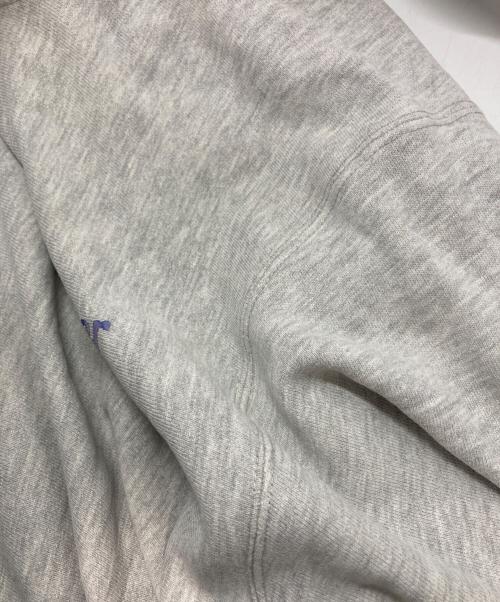 Champion REVERSE WEAVE（チャンピオン リバース ウィーブ）Champion REVERSE WEAVE (チャンピオン リバース ウィーブ) ロゴパーカー グレー サイズ:SIZE XLの古着・服飾アイテム